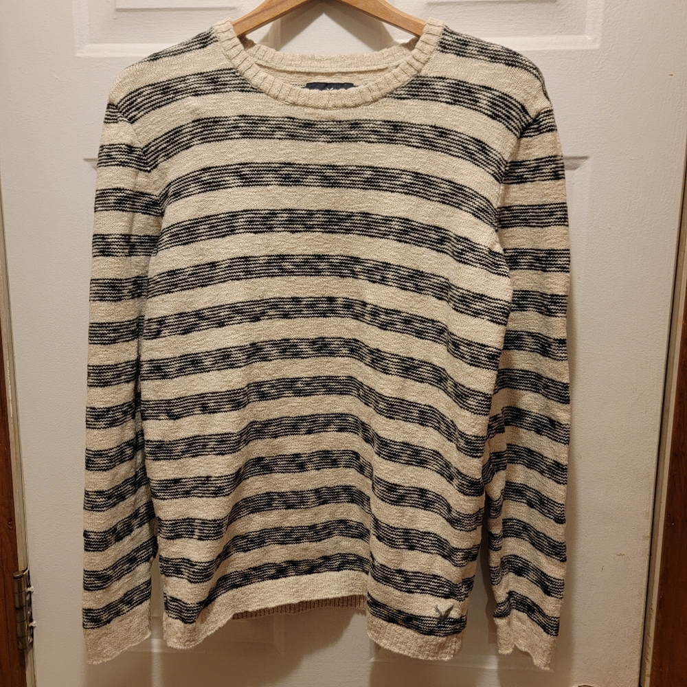 American Eagle Sweater Size Lg.